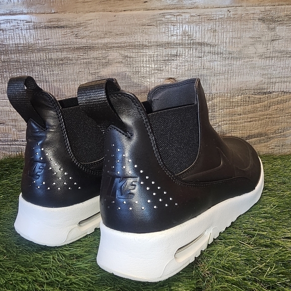 New Wmns Air Max Thea Mid | 10.0 - Picture 4 of 7
